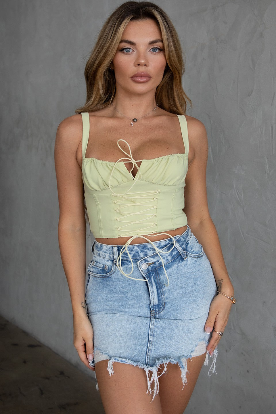 TH28938-VALERIE GREEN TEA