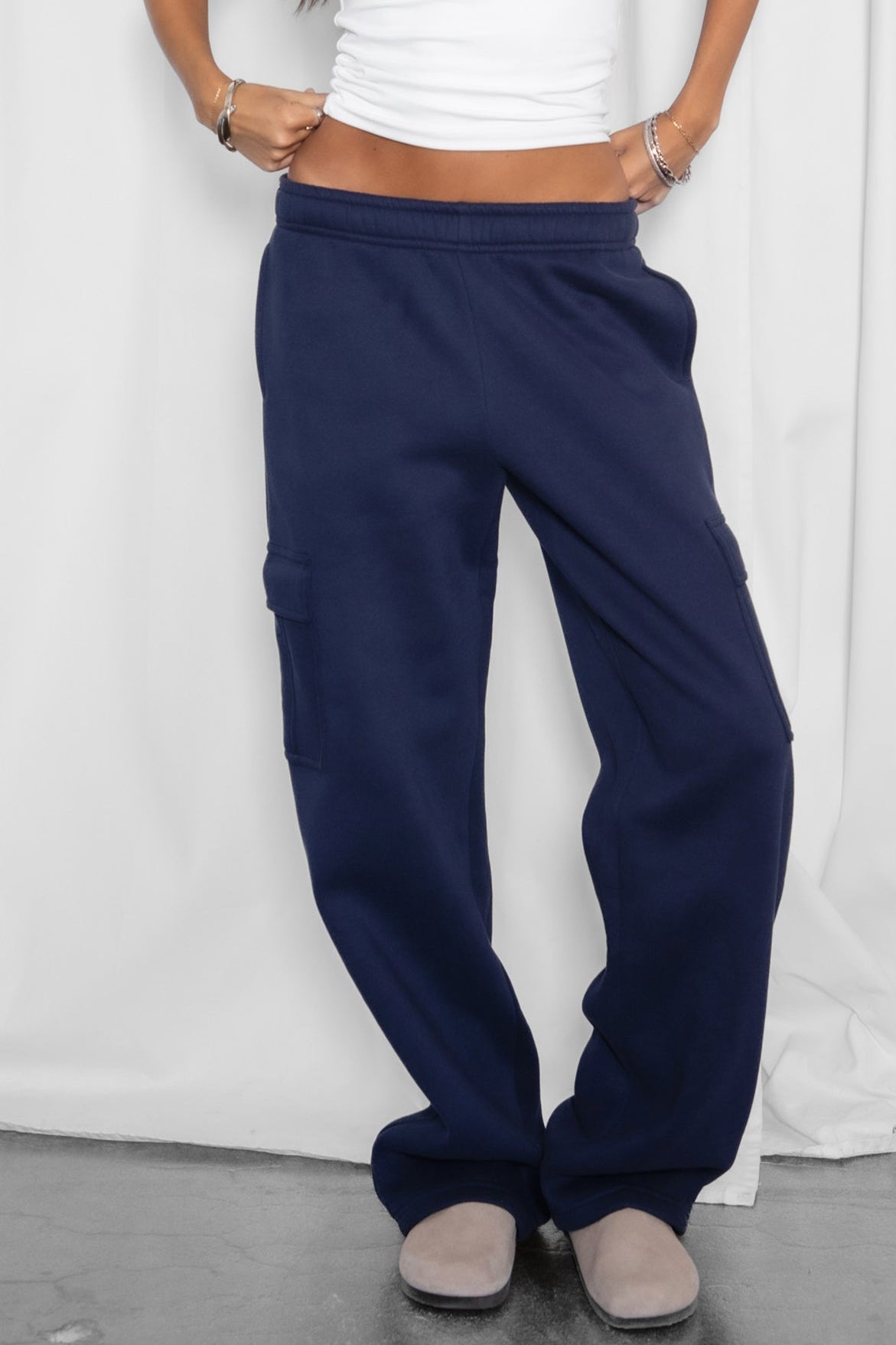PH29143-HANA NAVY