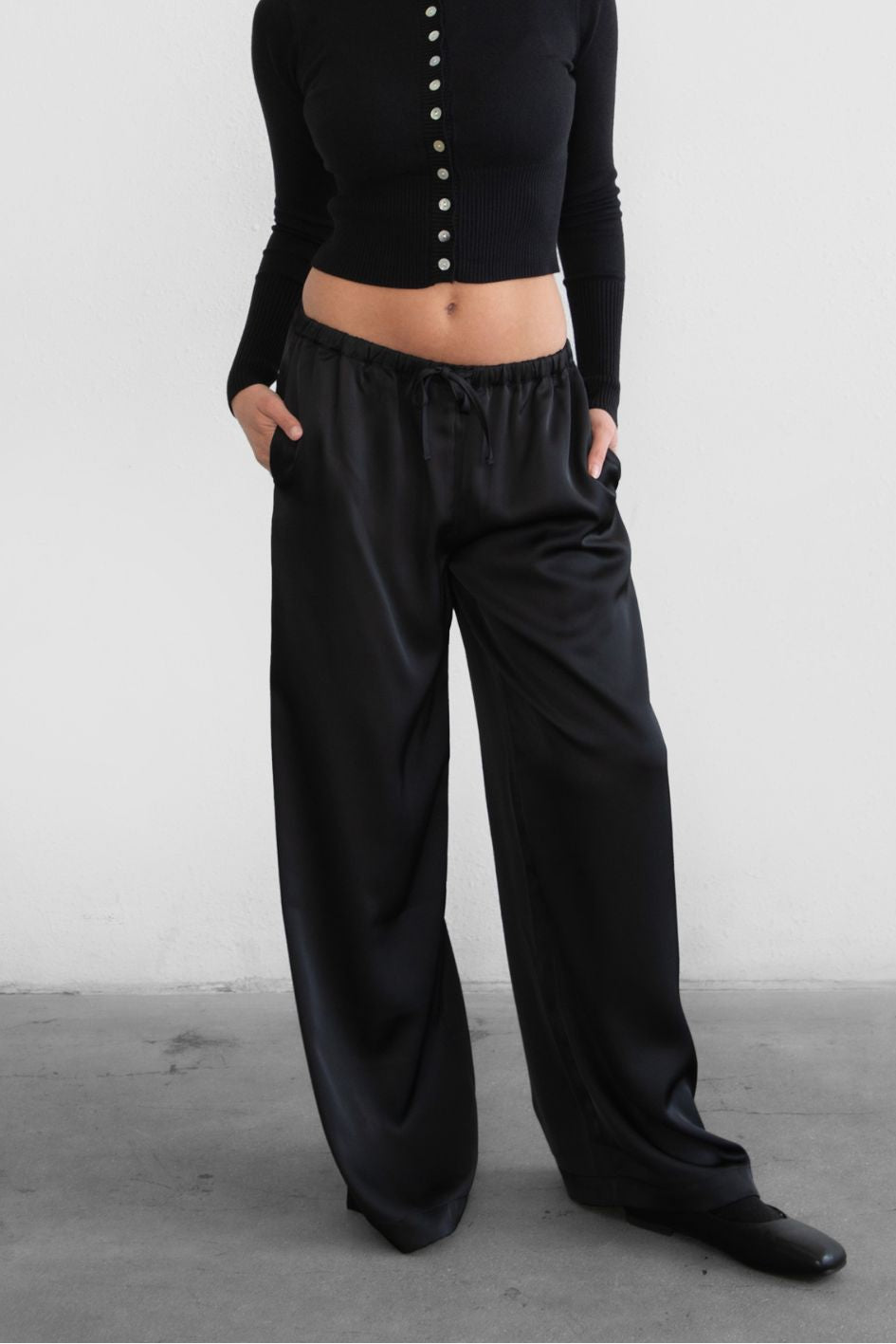 PH31124-VERONA BLACK