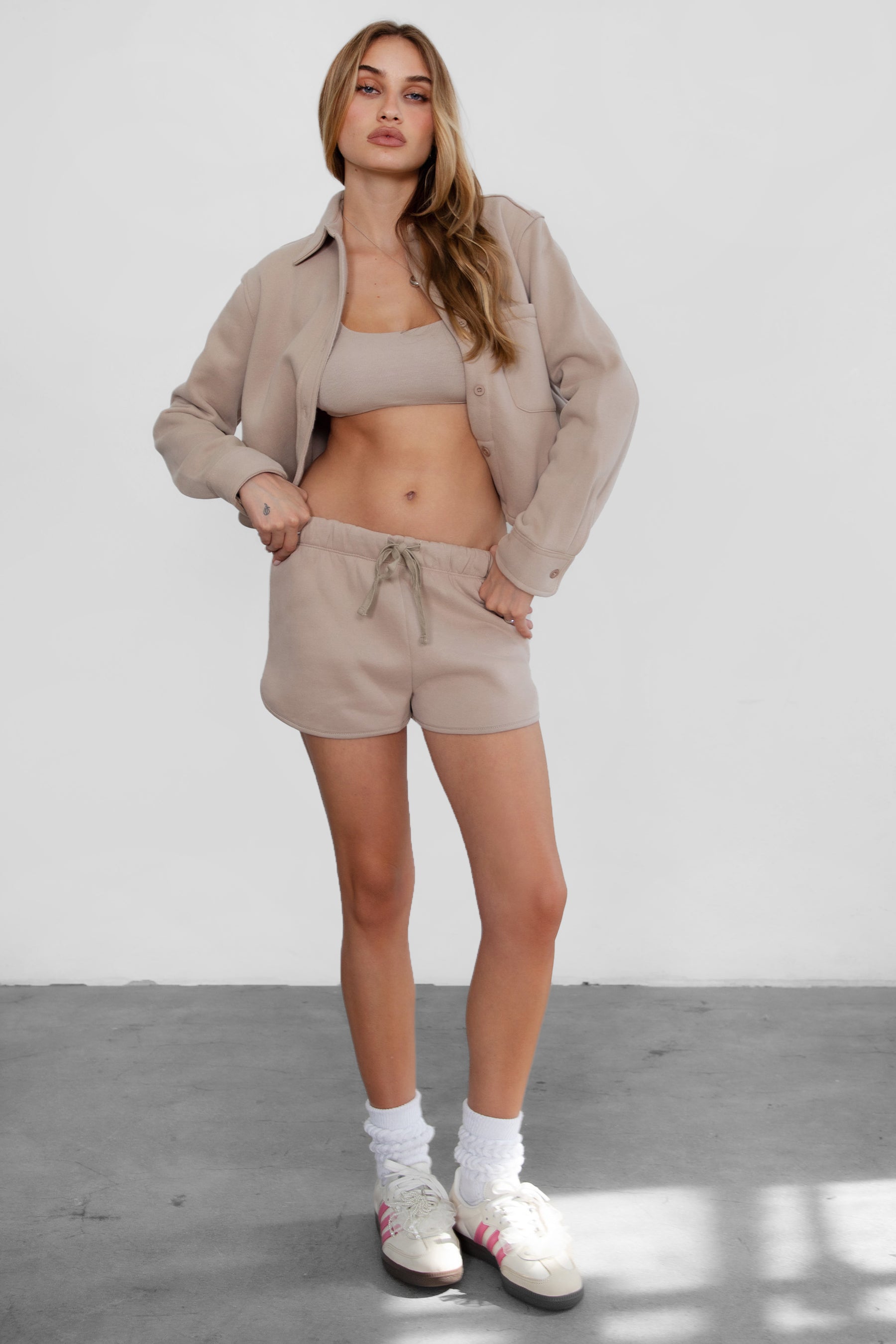 TH29146-JENNIE
