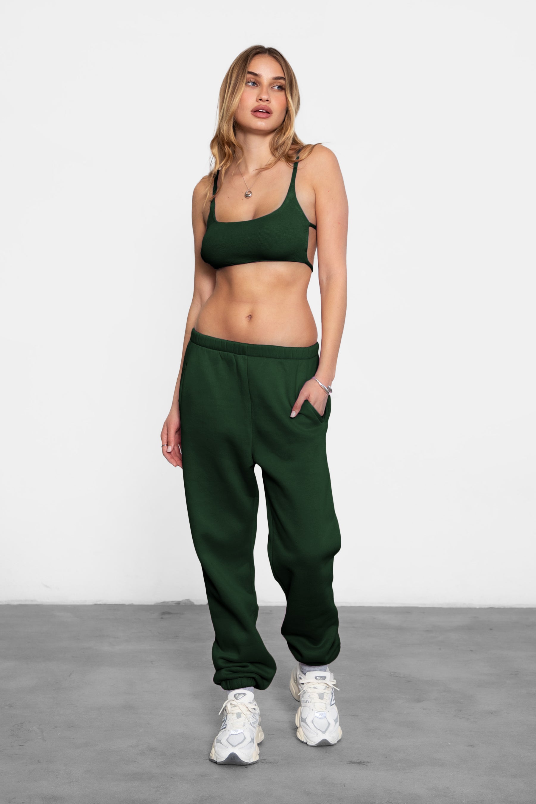 TPH25646-MOOD HUNTER GREEN